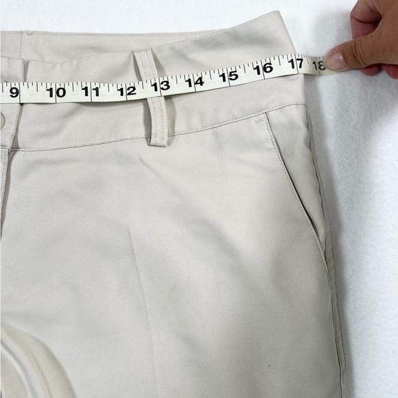 ADIDAS Women's ClimaLite Beige Double-Buttoned Bermuda Golf Shorts Size 6 - Picture 12 of 15